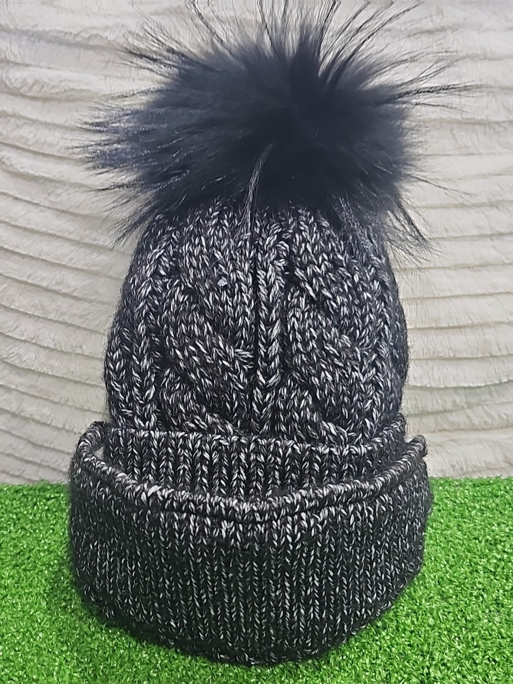FRR Black Knit Pom-Pom Beanie Hat